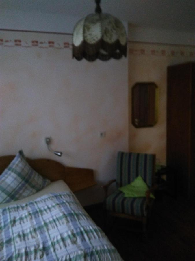 Alte Kornbrennerei Gbr Hotel Furstenau  Bilik gambar